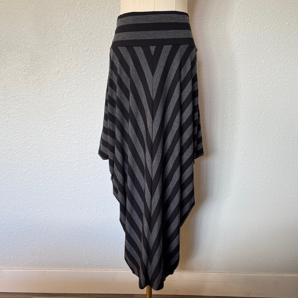 Ronen Chen Striped Black & Gray Midi Skirt size US 6